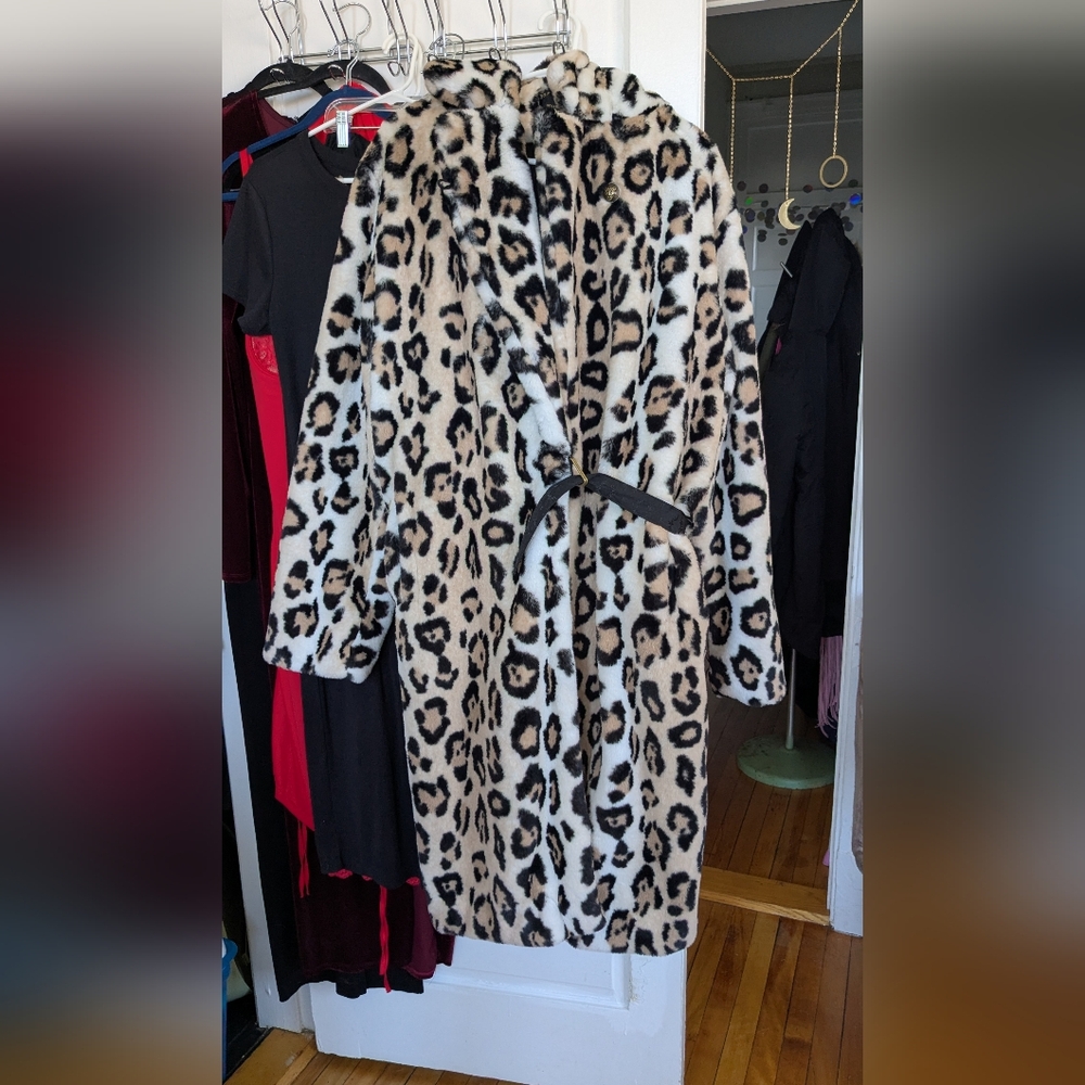 SpiritHoods Arabian Leopard Jacket - Picture 10 of 11